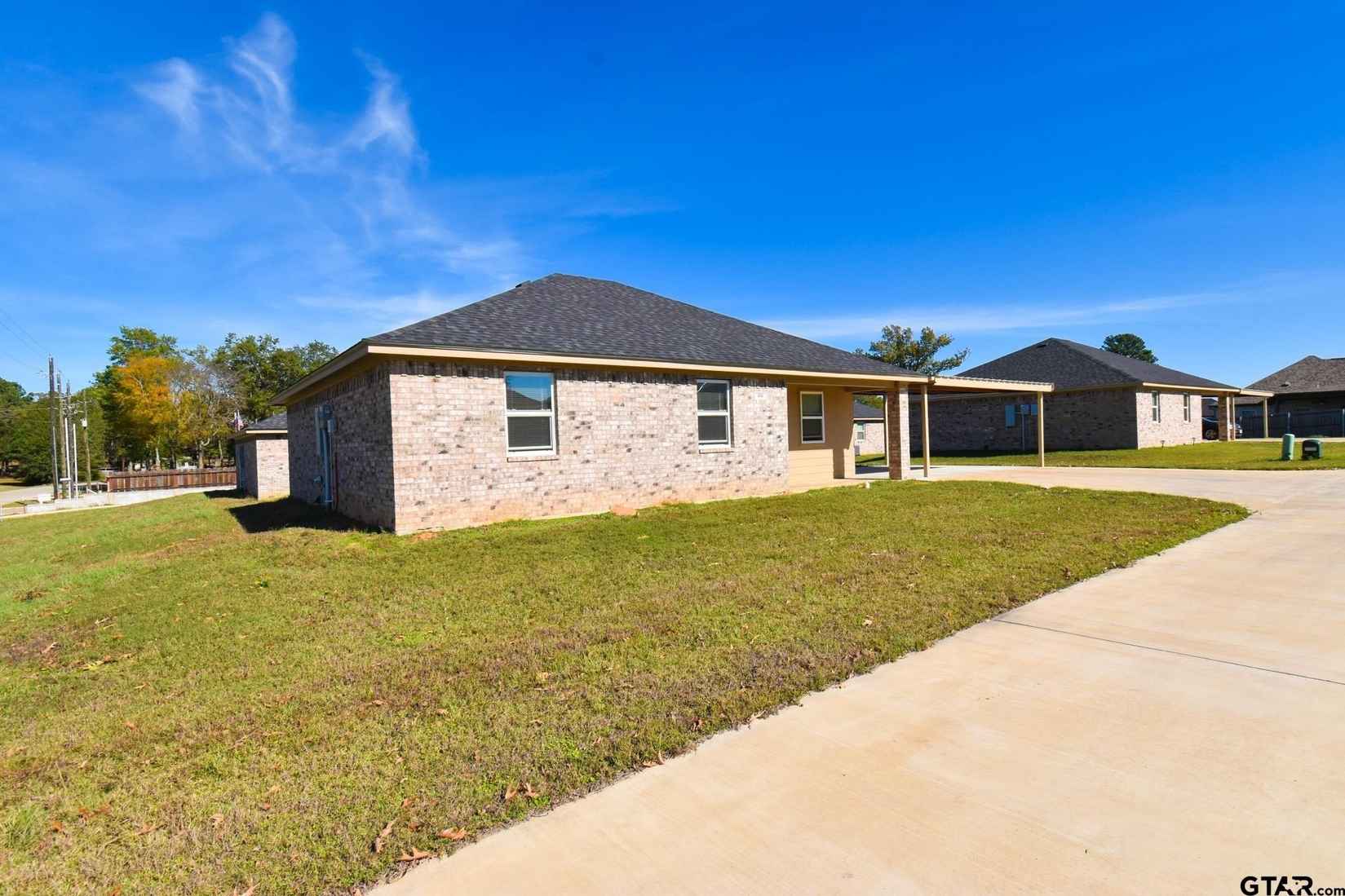 406 WILDCAT Dr  
