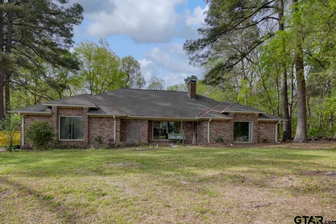 1156 W Fairway Dr  