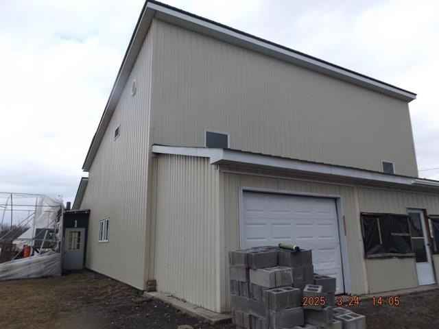 130 W Hatfield  