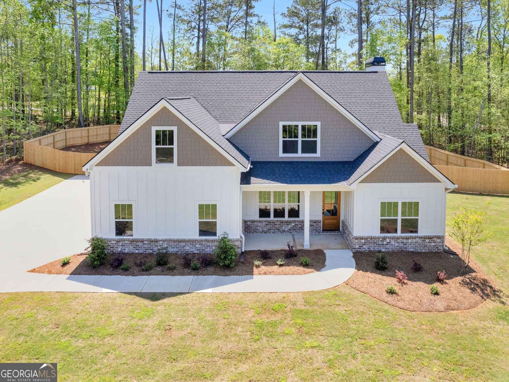 1005 Farmington  