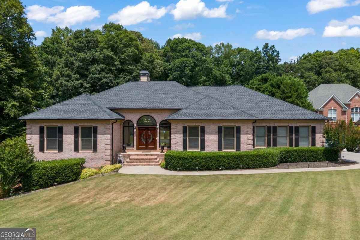 1253 Olde Lexington  