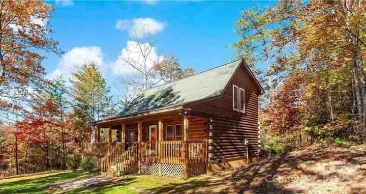 131 Mountain Rdg Dr  