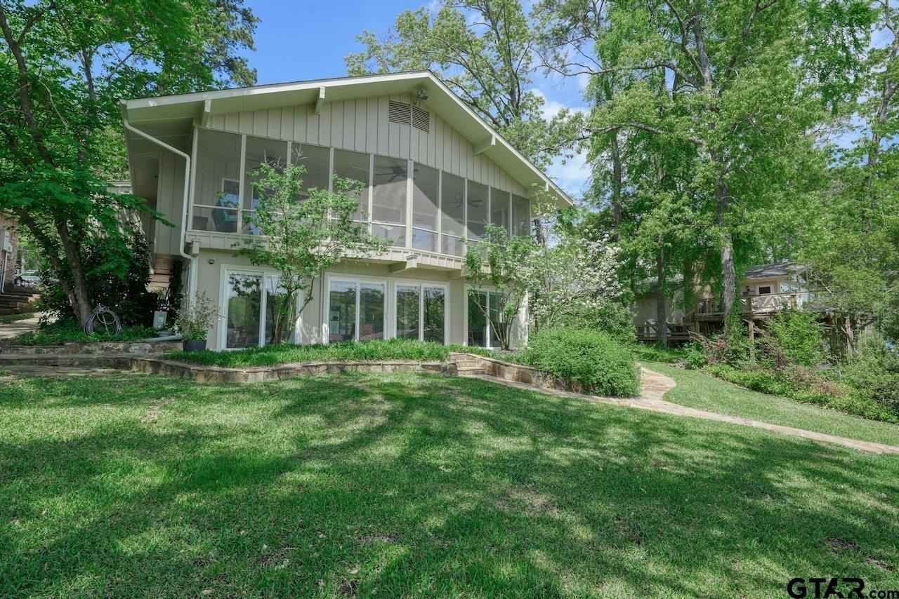 1535 Tanglewood Dr East  