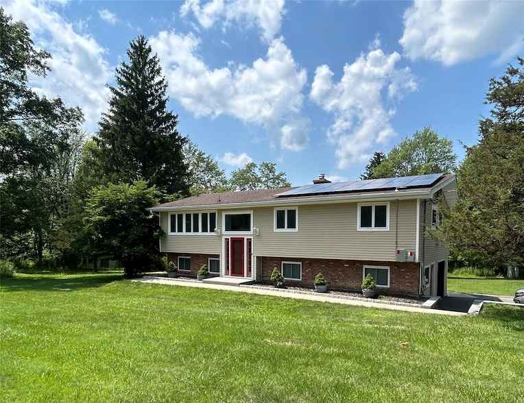 10 Karen Dr  