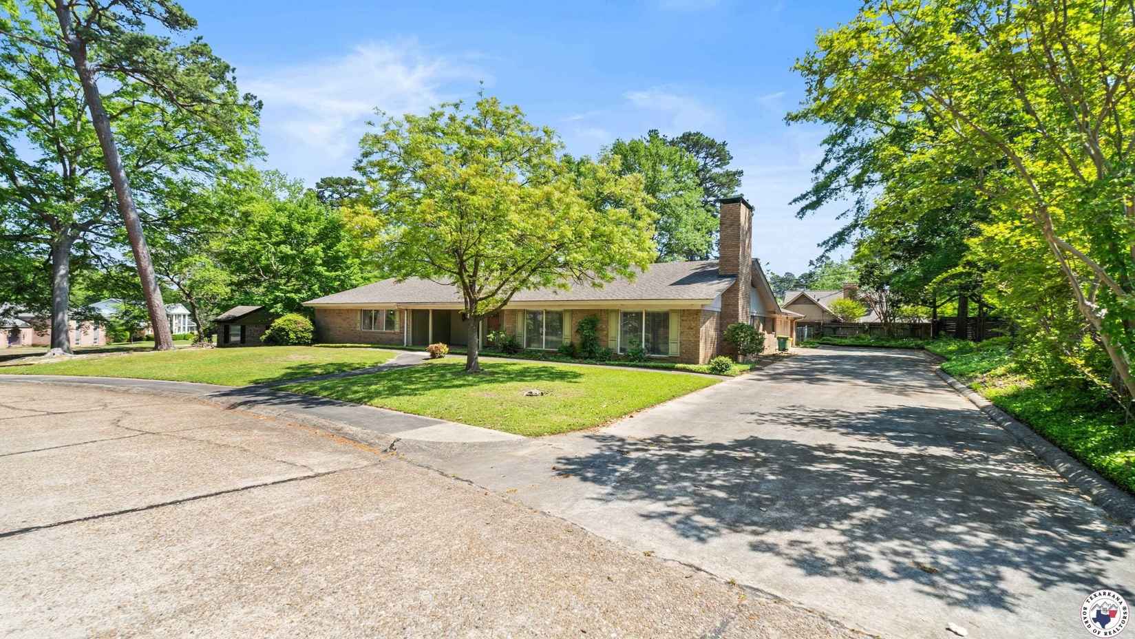 1303 Holloway  