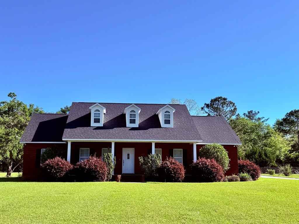 182 SANDSPUR Ln  