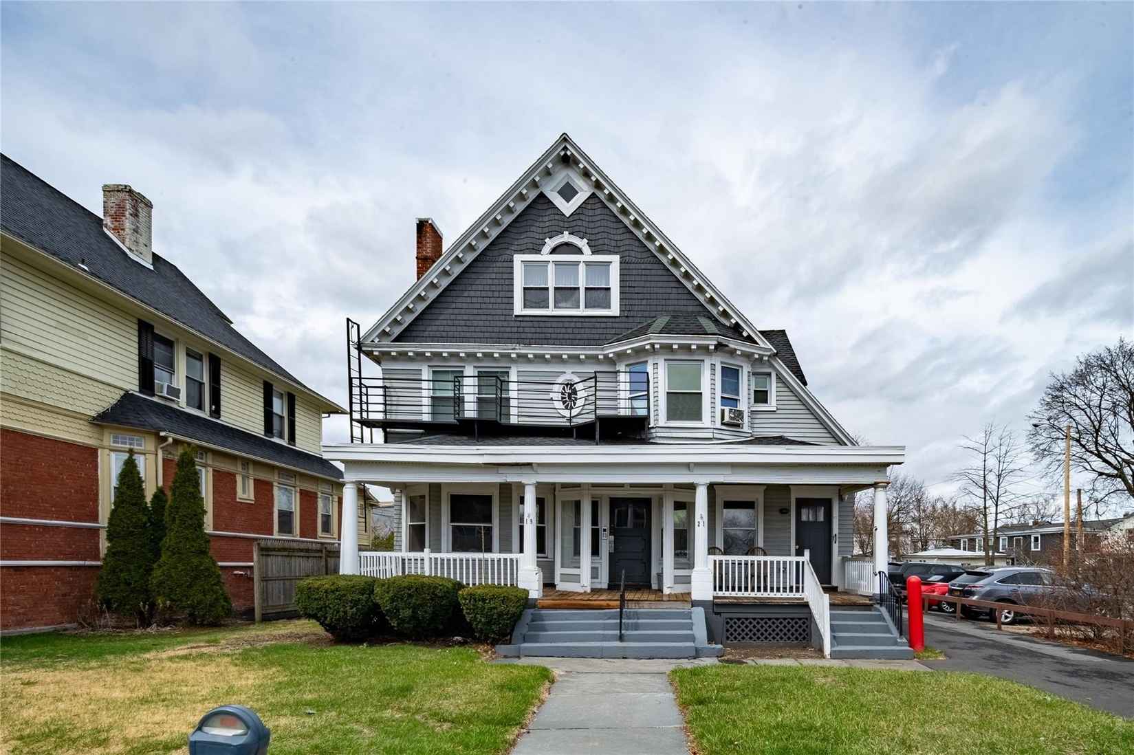 21 Main St  