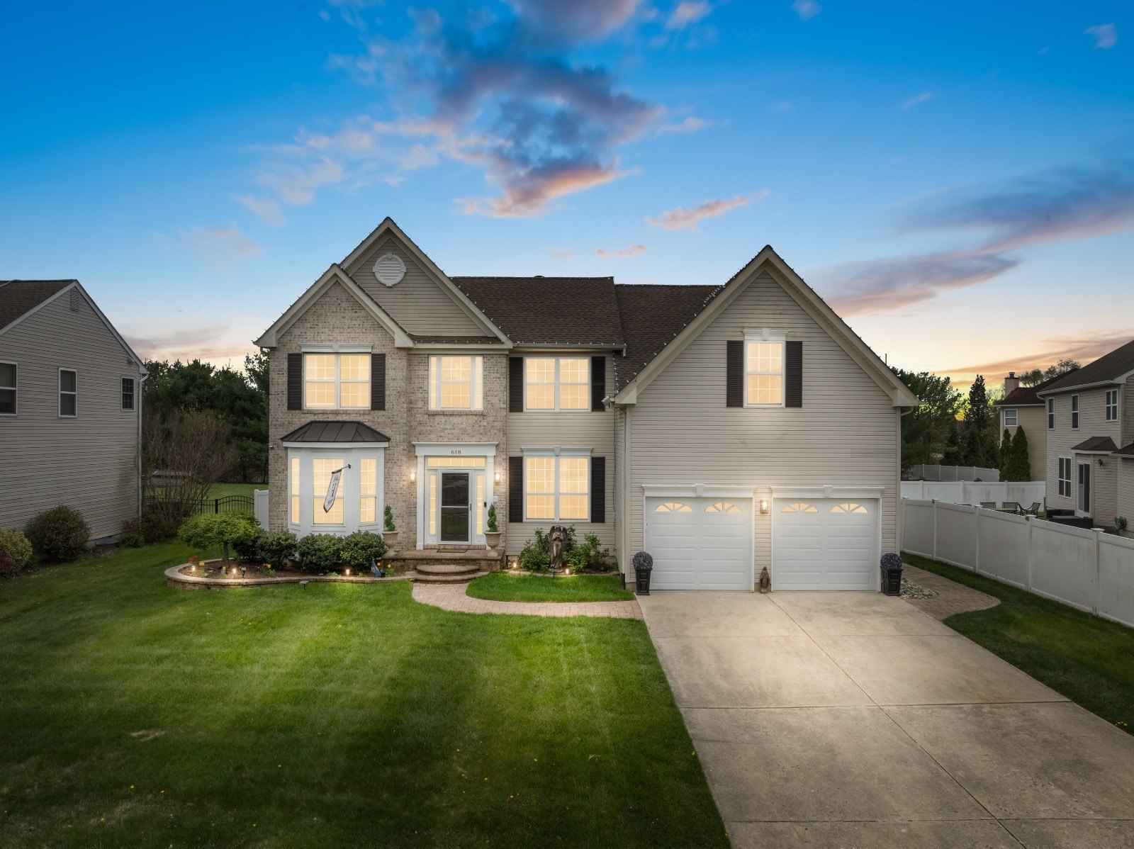 618 Stockton Dr  