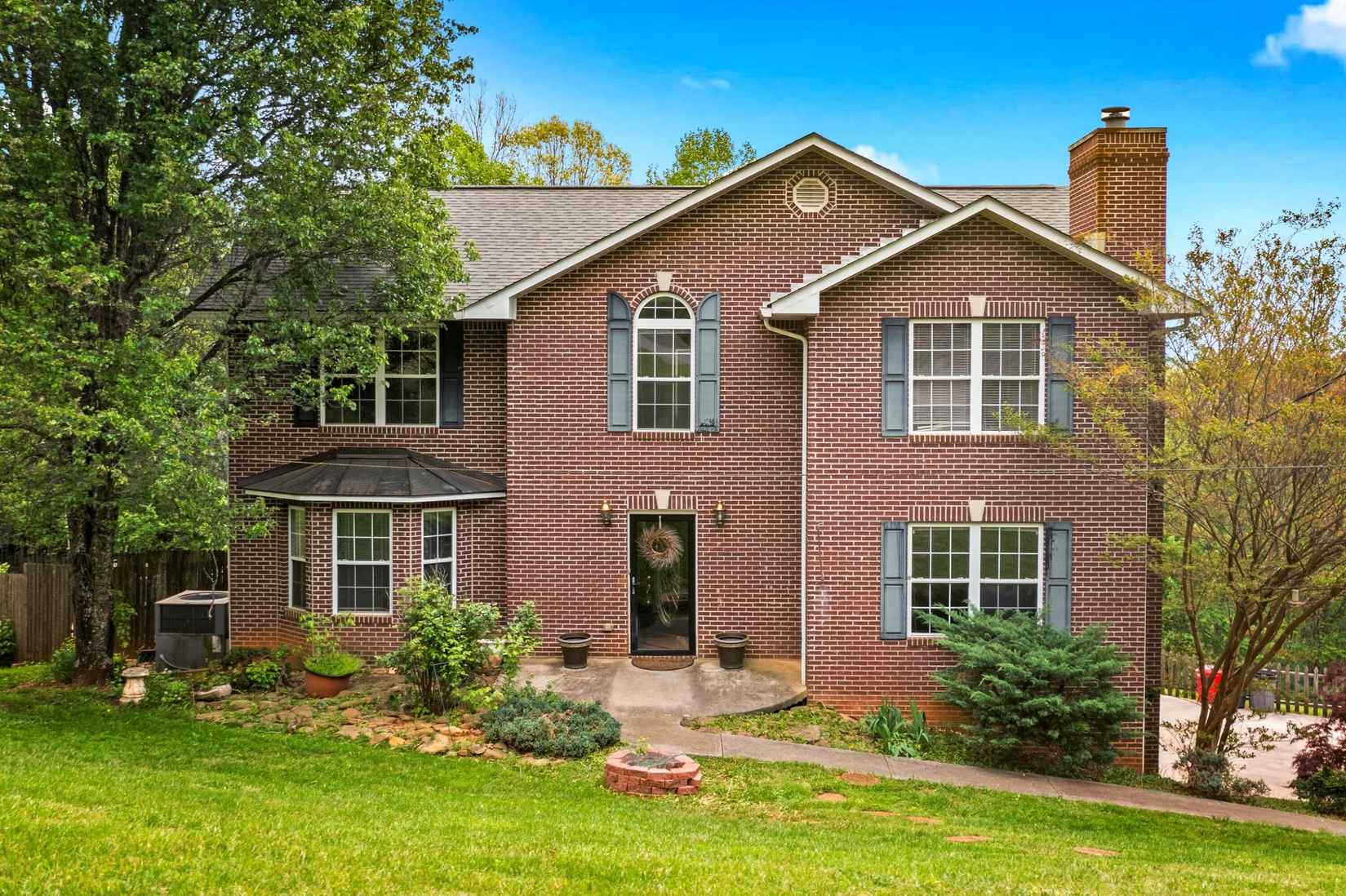 150 Grandview Dr  