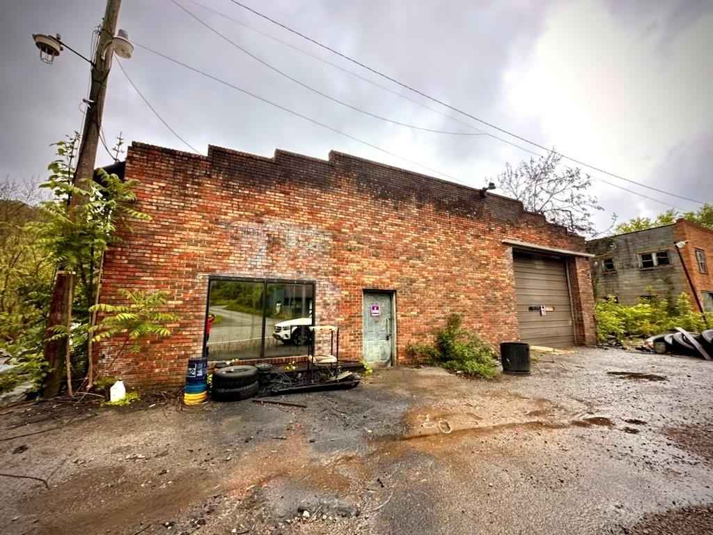 1473 KY Hwy 610  