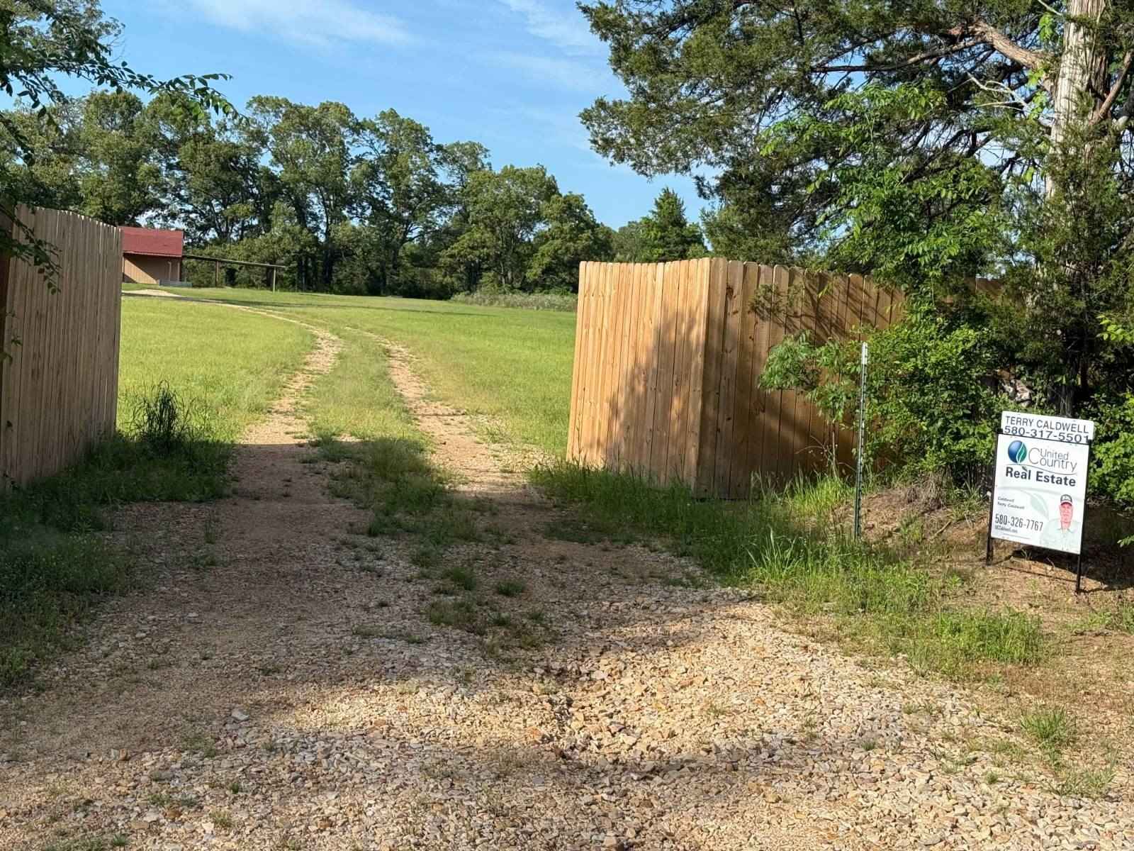 3163 E 2105 Rd  