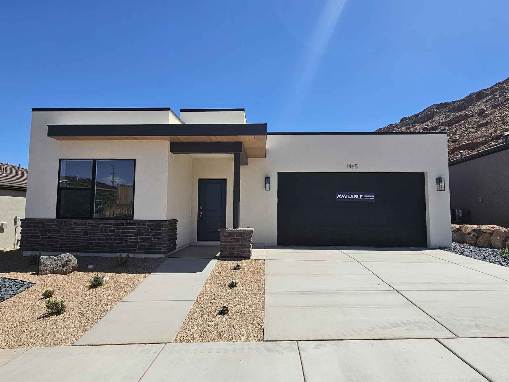1465 S Staircase Way  