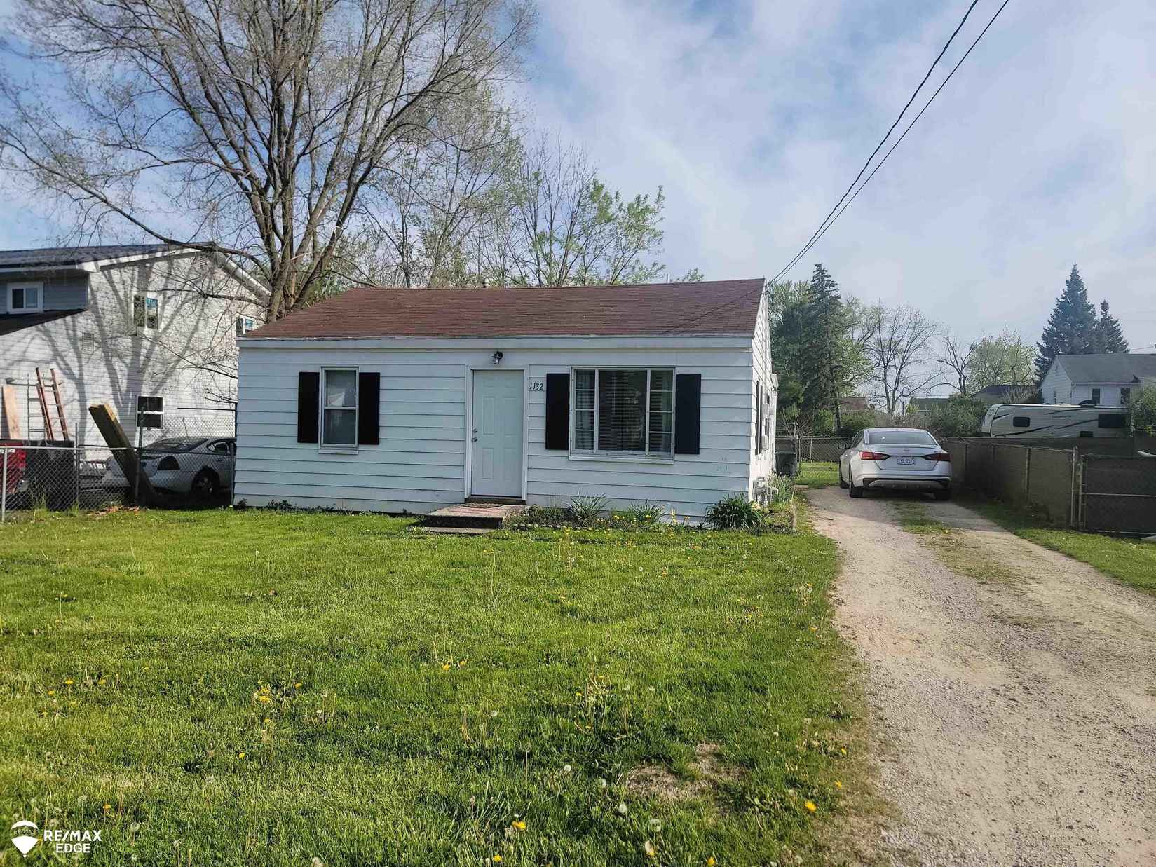 1132 Wisner  