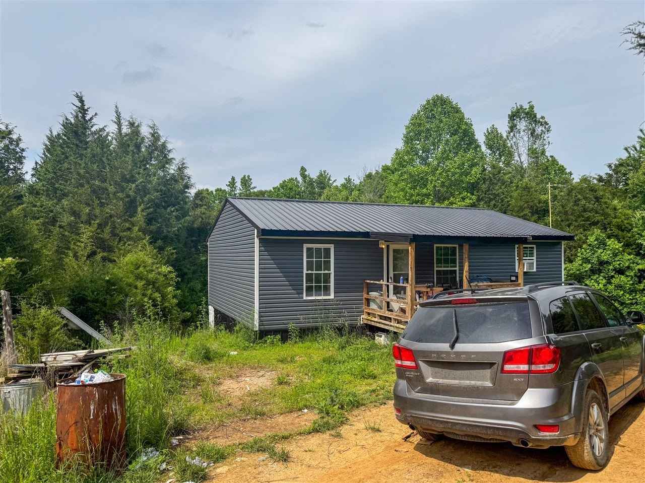 224 Sleepy Hollow Rd  
