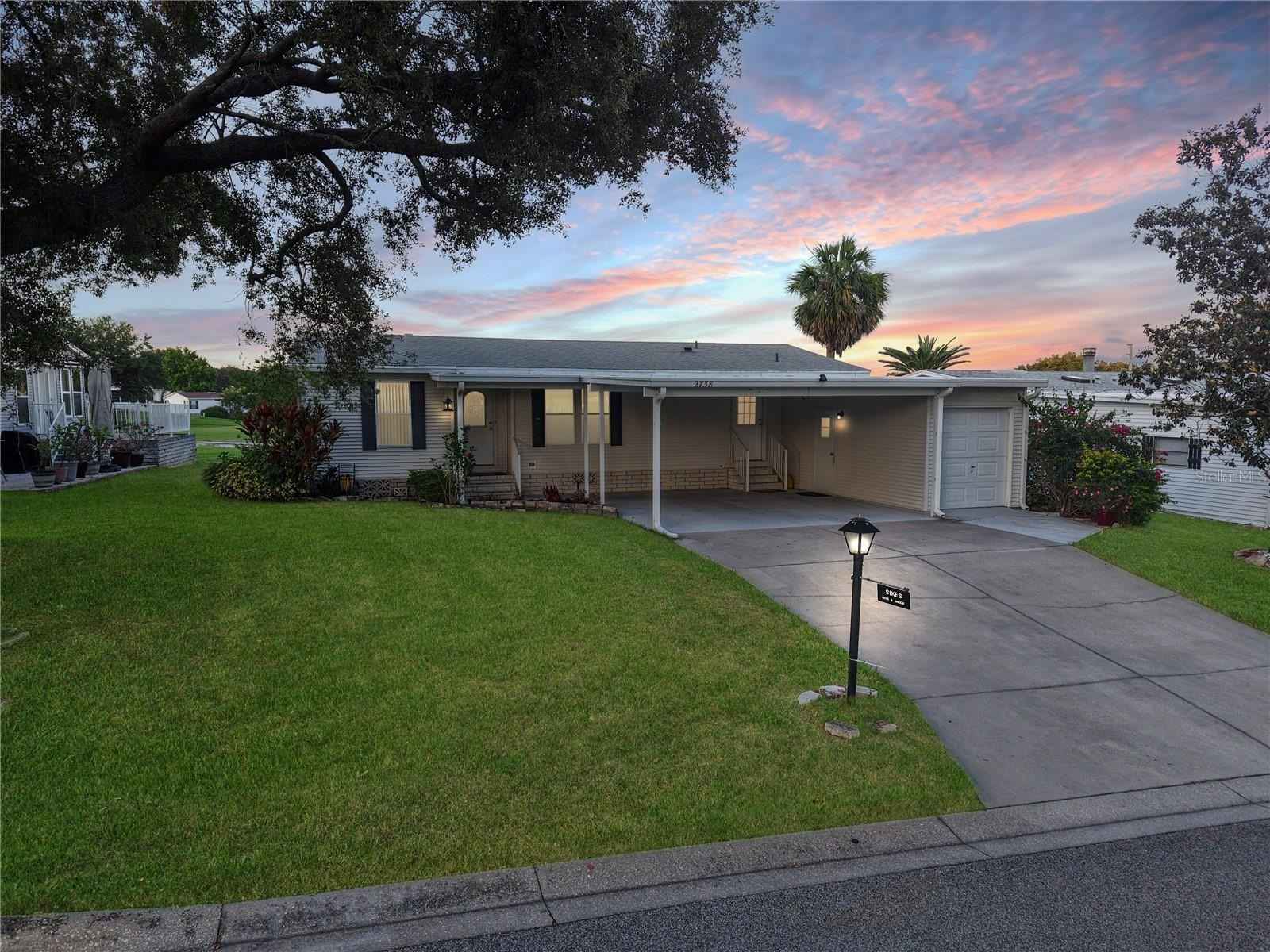 2738 LAKE GRASSMERE Cir  