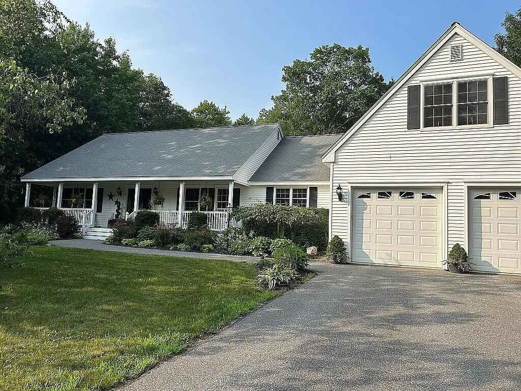 9 Deerfield Dr  