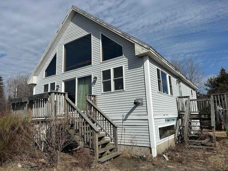 26 Clark Point Rd  