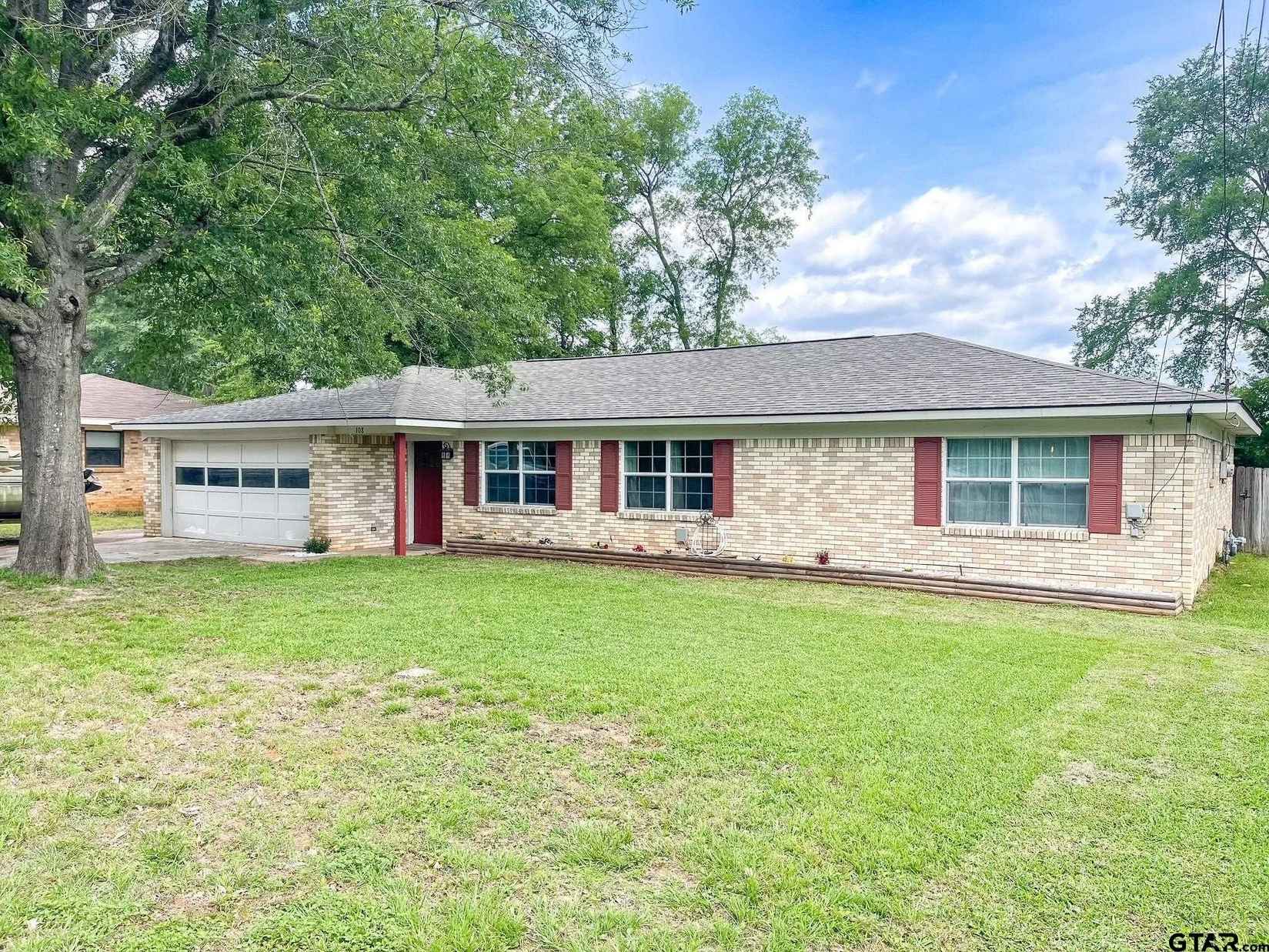 108 Robinwood  