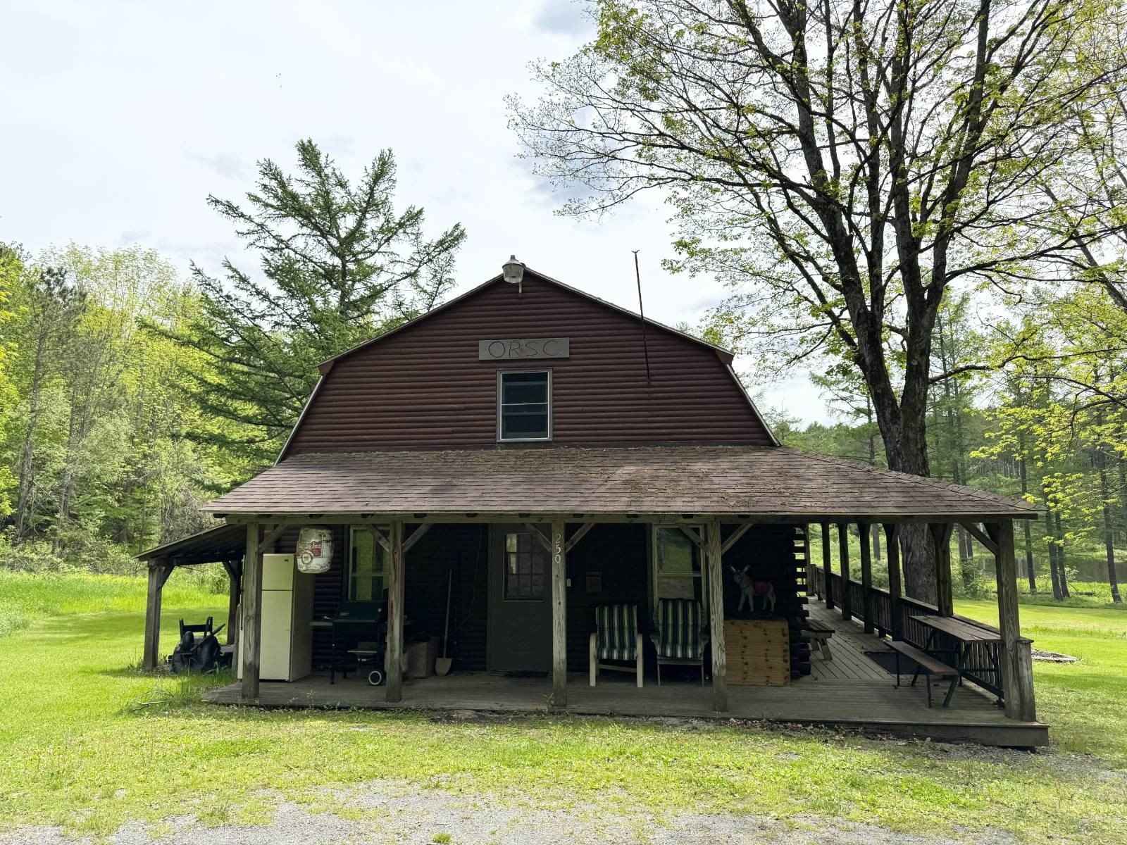 250 Oriole Rd  