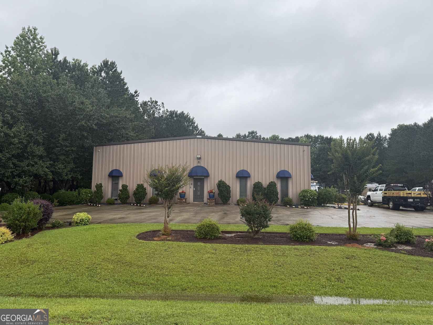 109 Corporate Park East  