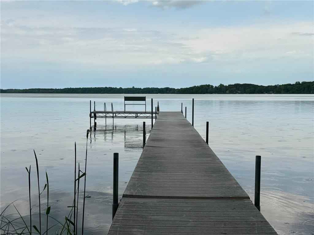 7268 Green Lake Shore Dr NW  