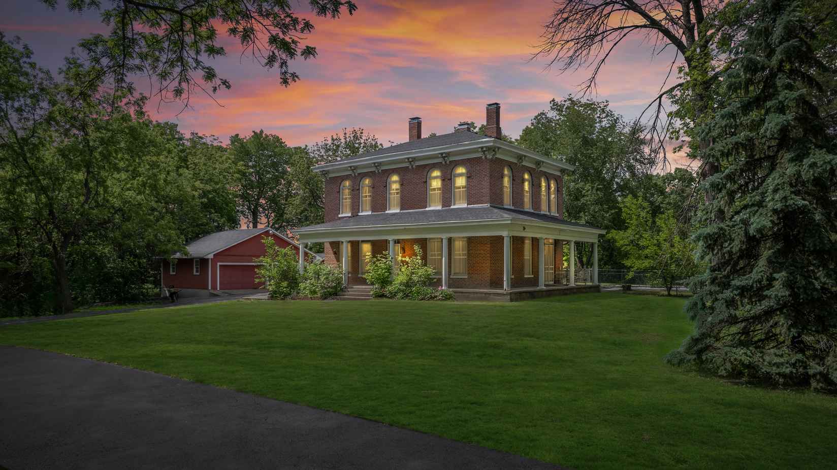 5322 Southeast Riverside Ter  