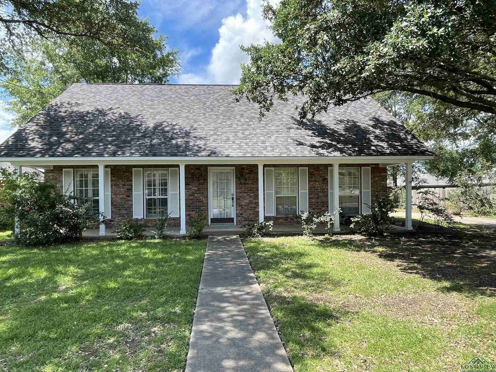 1404 Stonebriar  