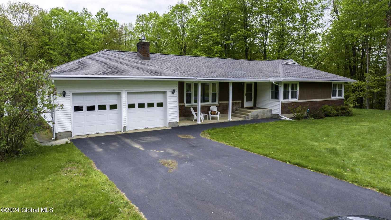 385 Locust Grv Rd  