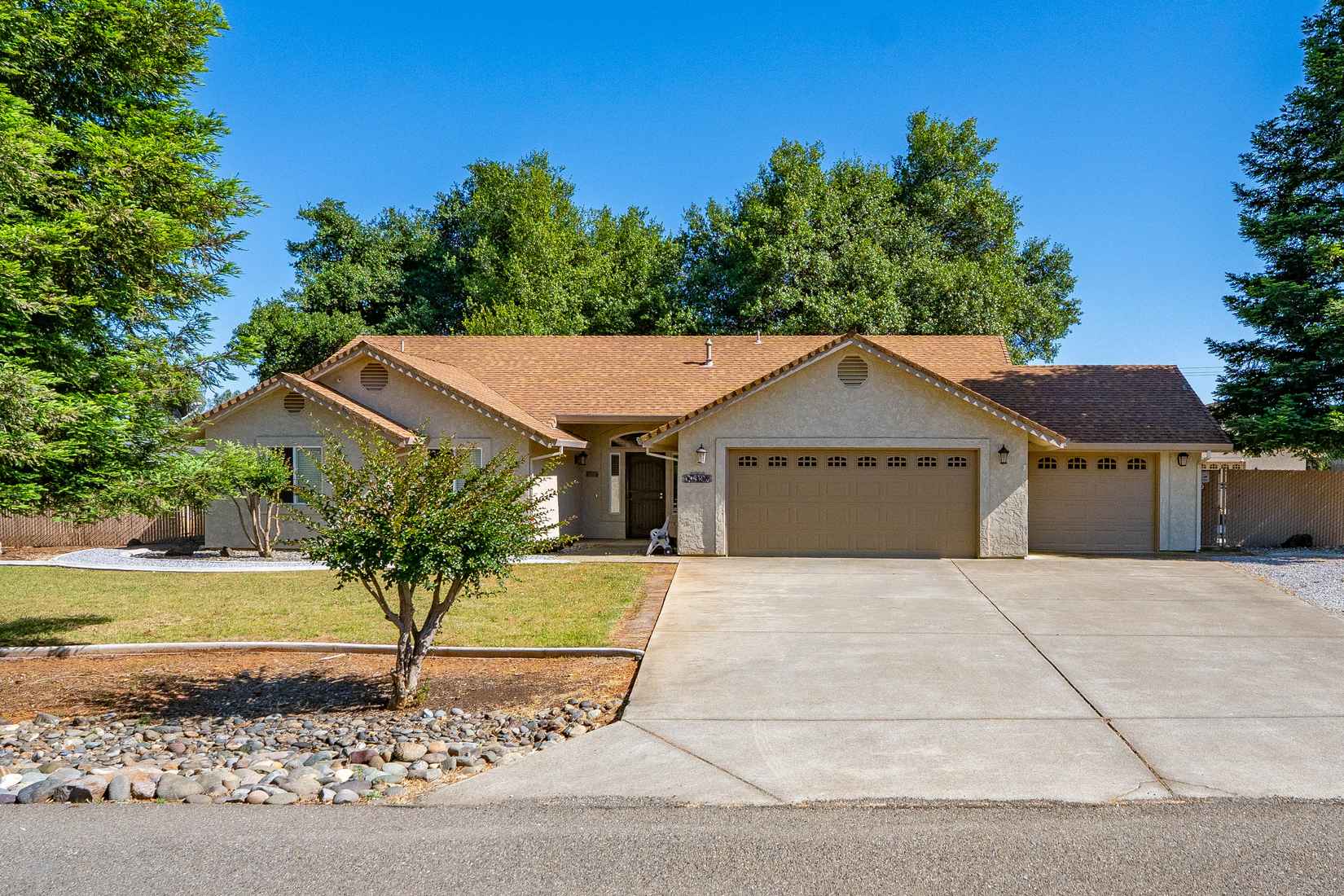 17935 Arlington Ct  