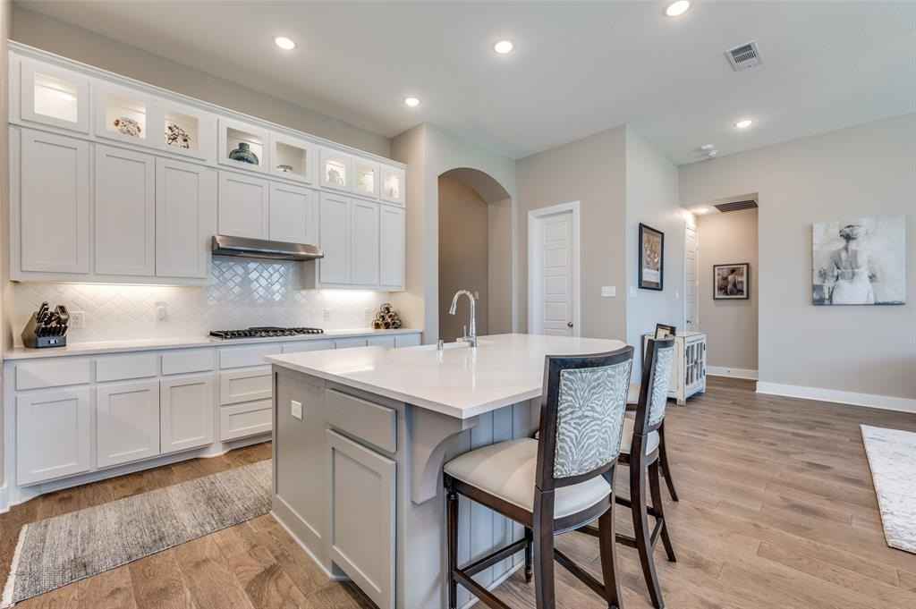 1704 White Snowberry Ln  