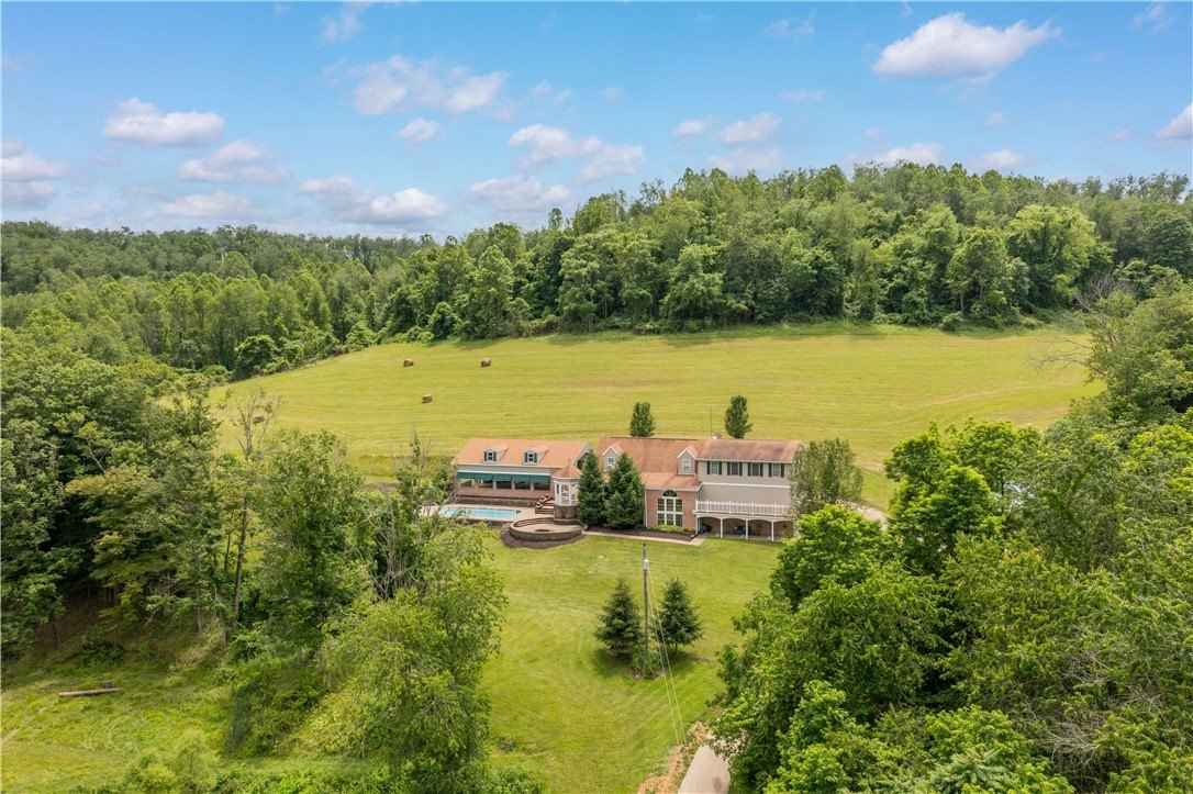 102 Klages Rd  