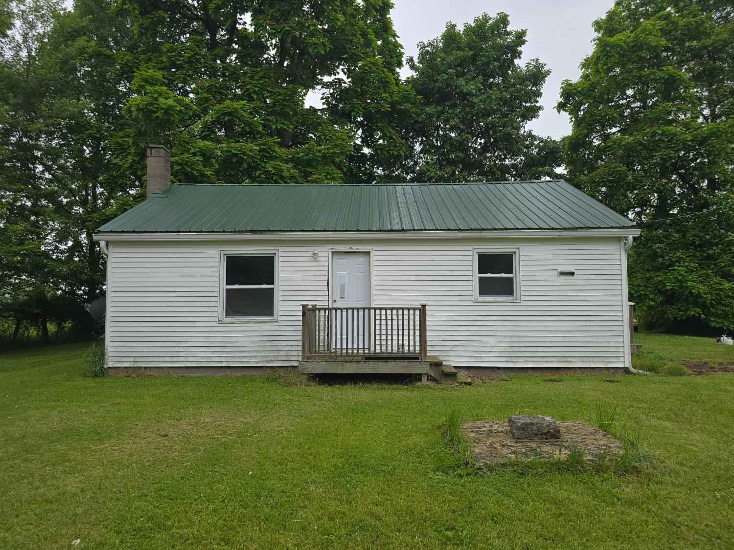 1633 North County Road 300 West  