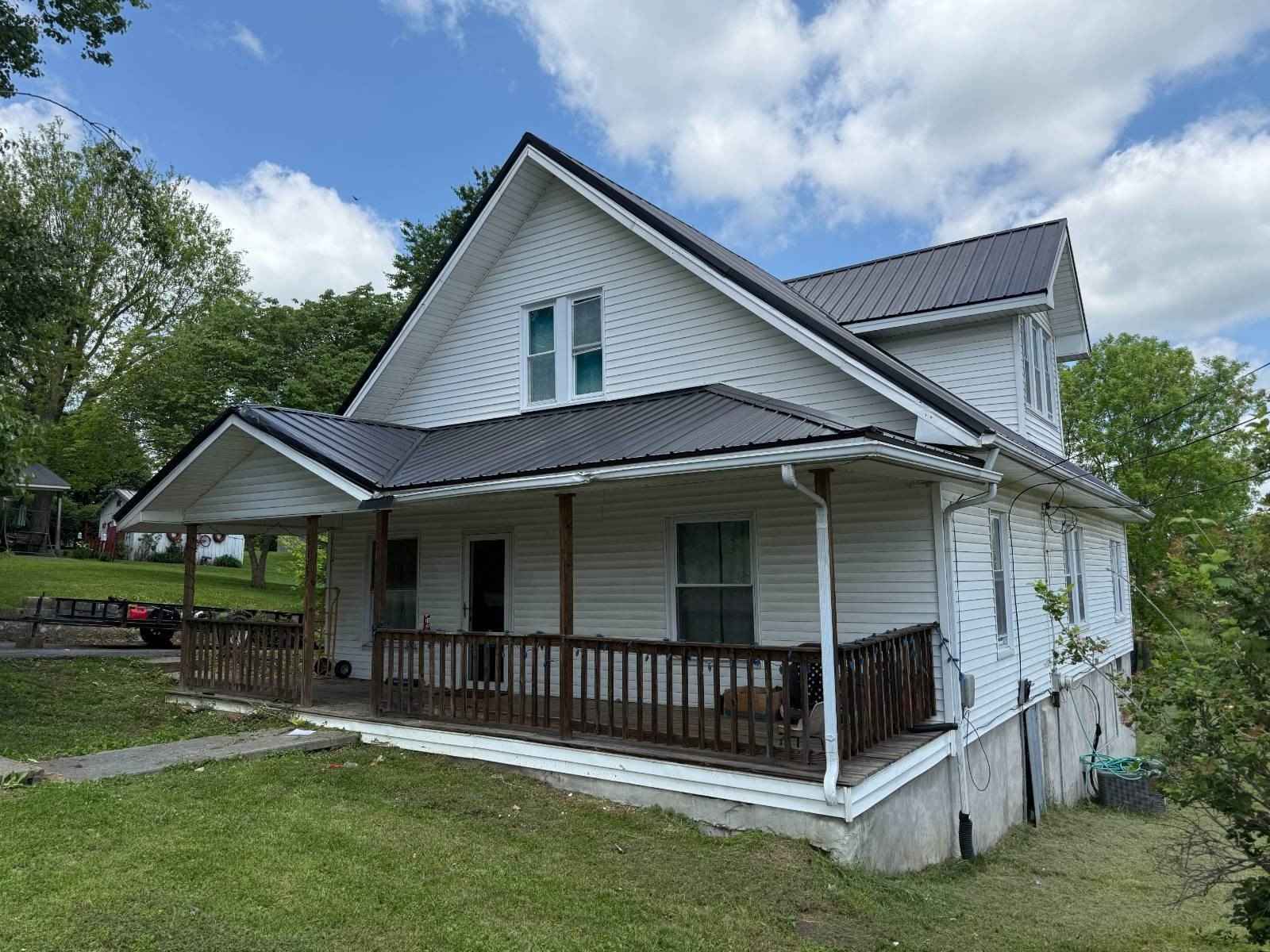 128 West Church St  