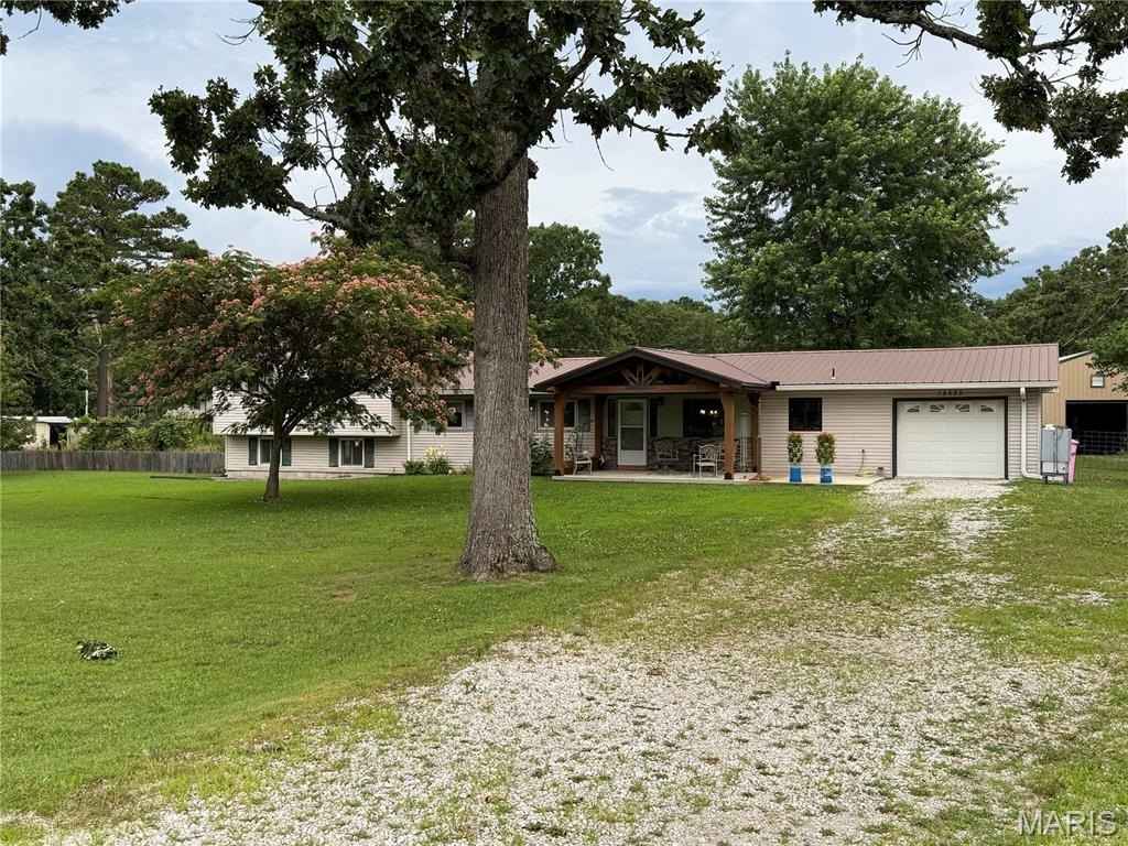 14585 Hwy AW  