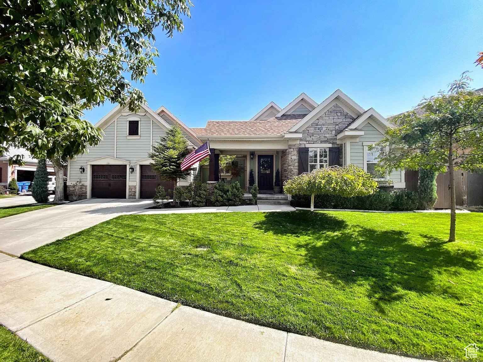 4854 N SHADY Bnd  