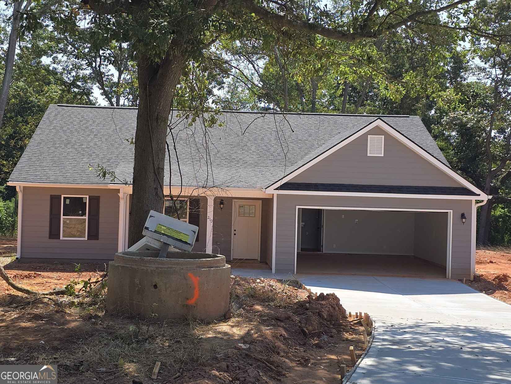 210 Northridge  