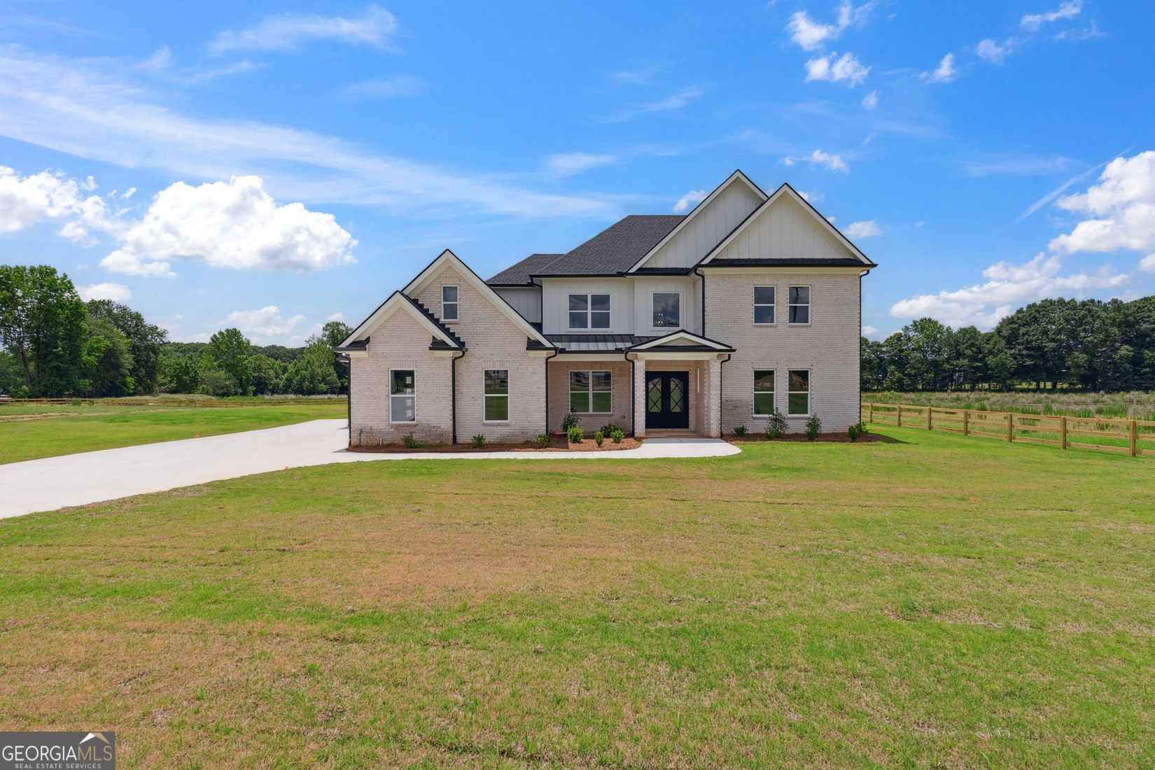 3284 Hall  
