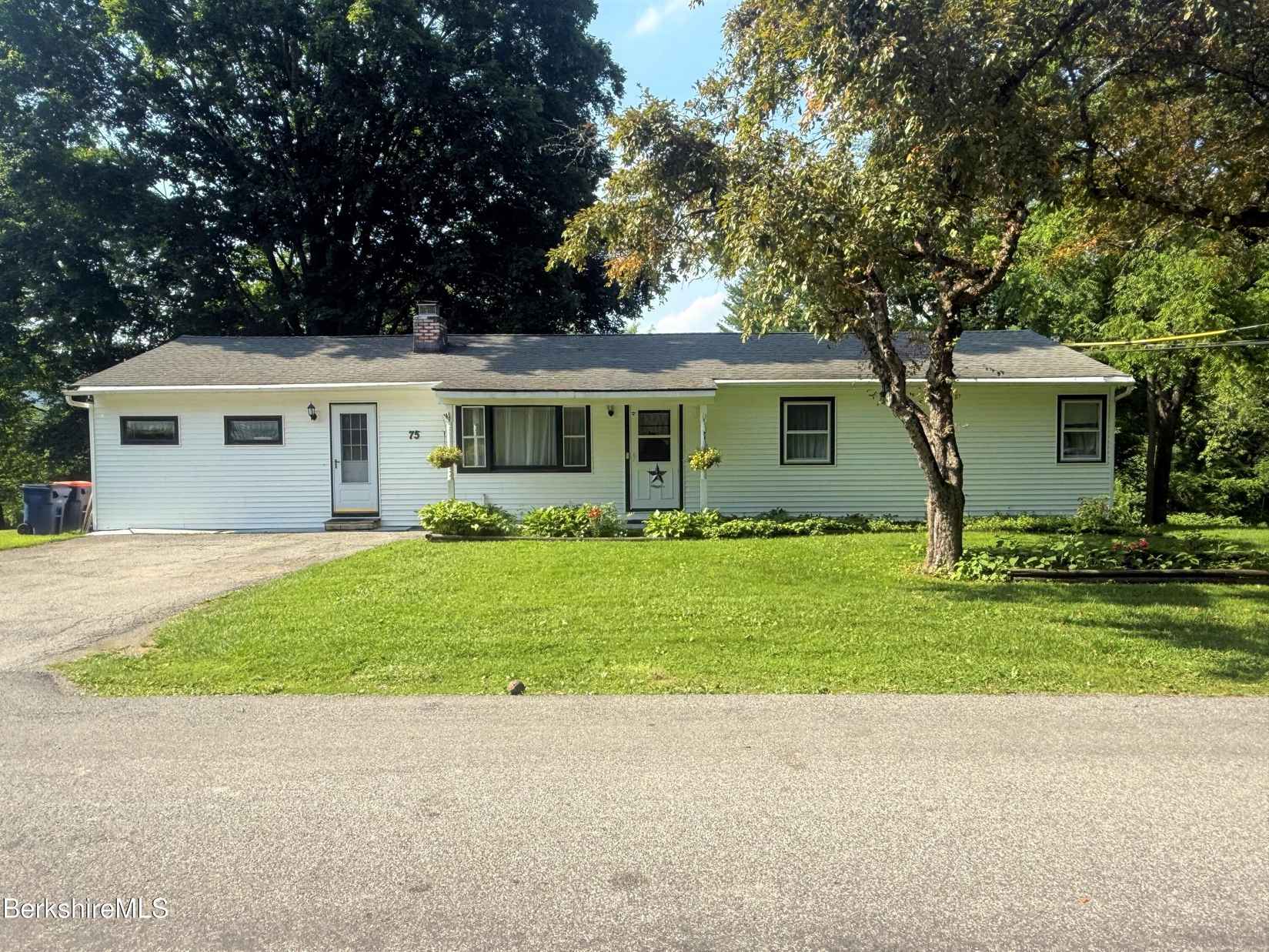 75 Midway Rd  