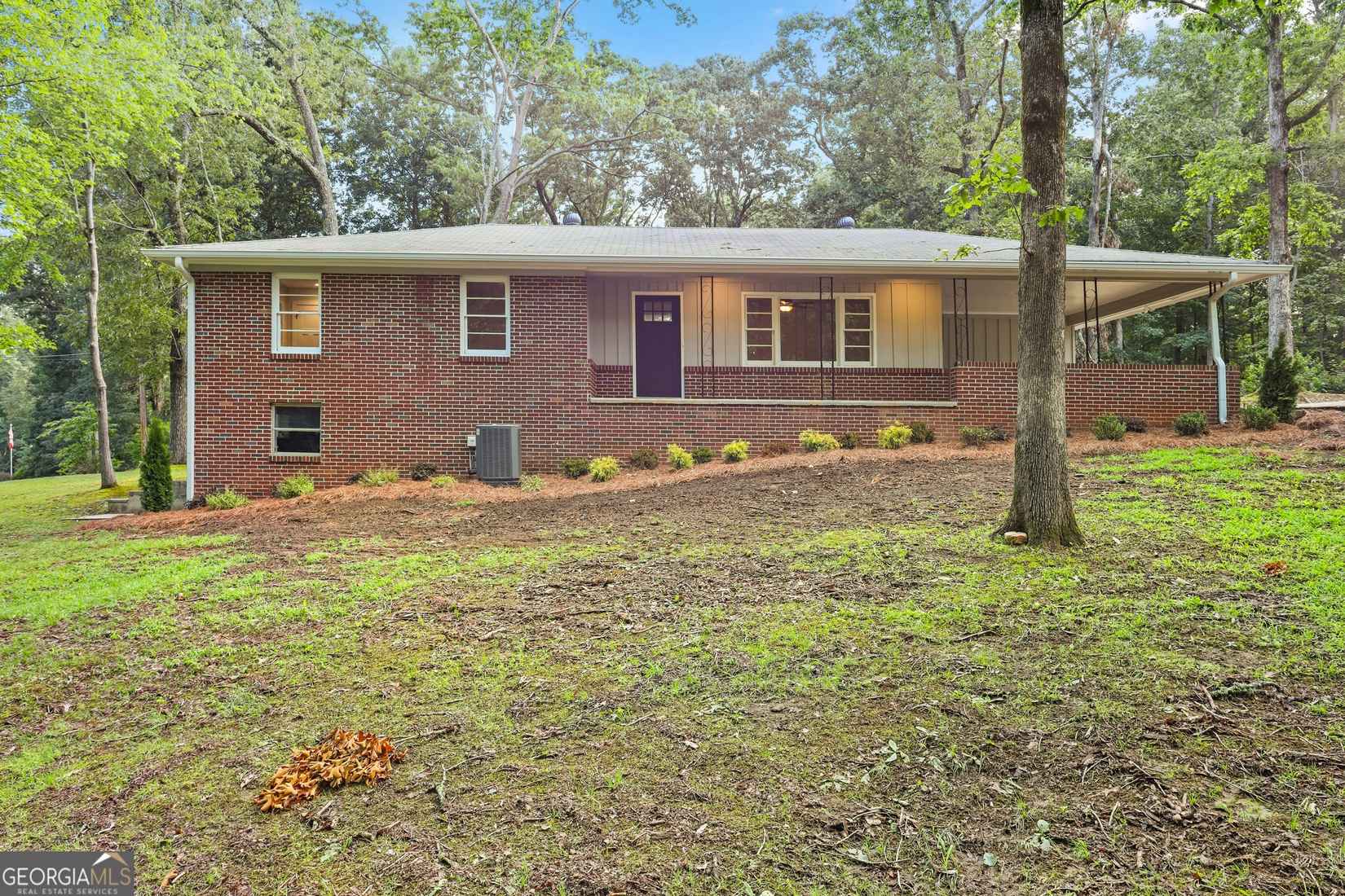 221 Yonah  