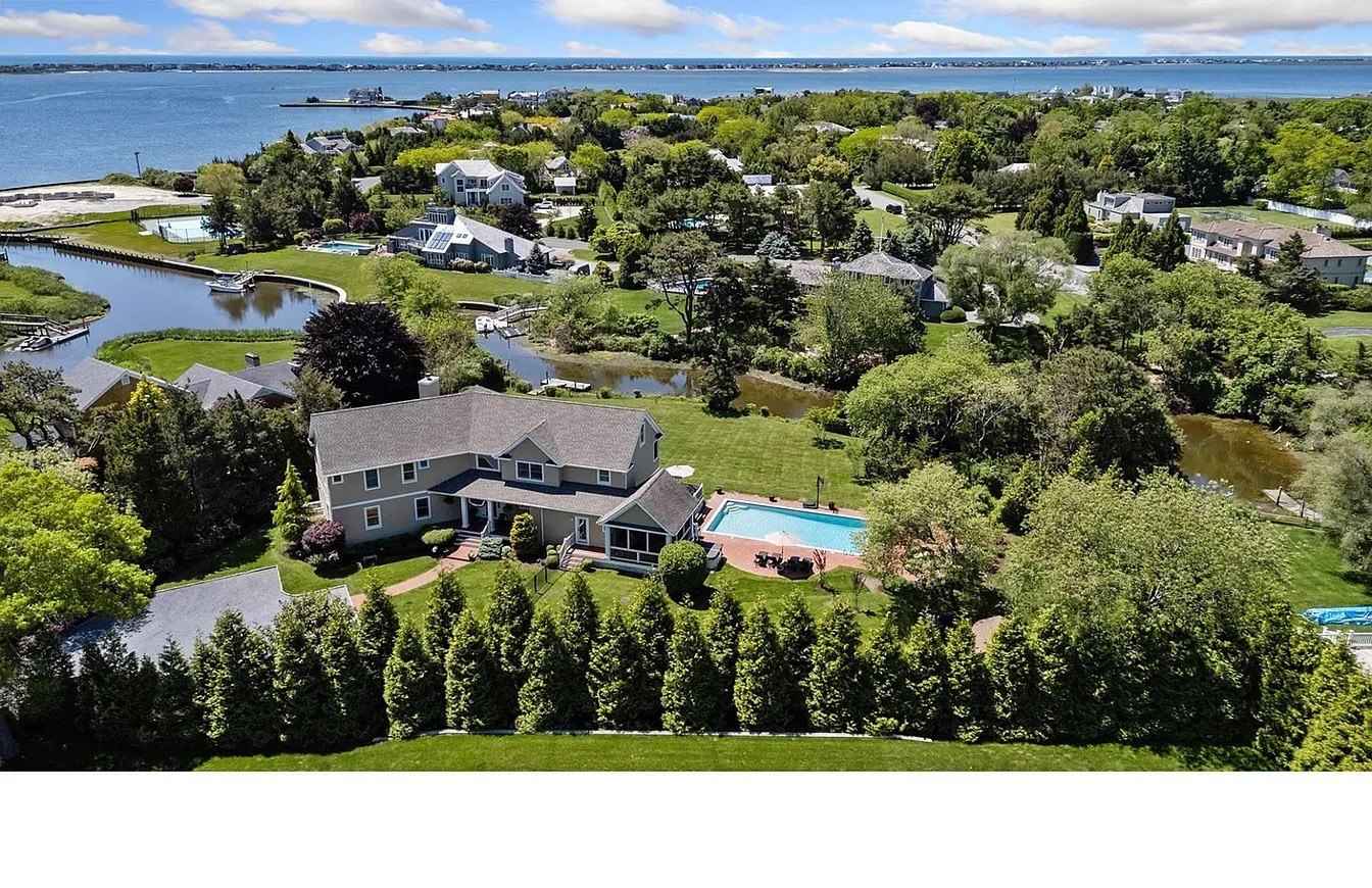 5 Woodcock Ln  