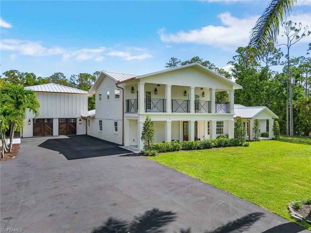 6155 Standing Oaks  