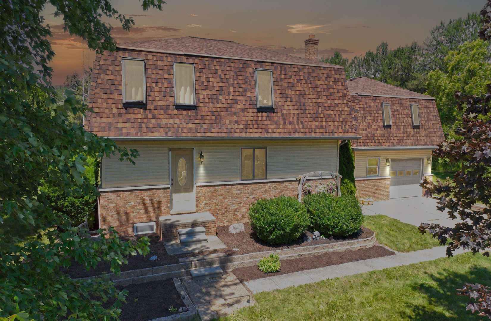 4164 Metcalf  