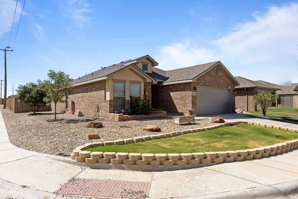926 E 90th  