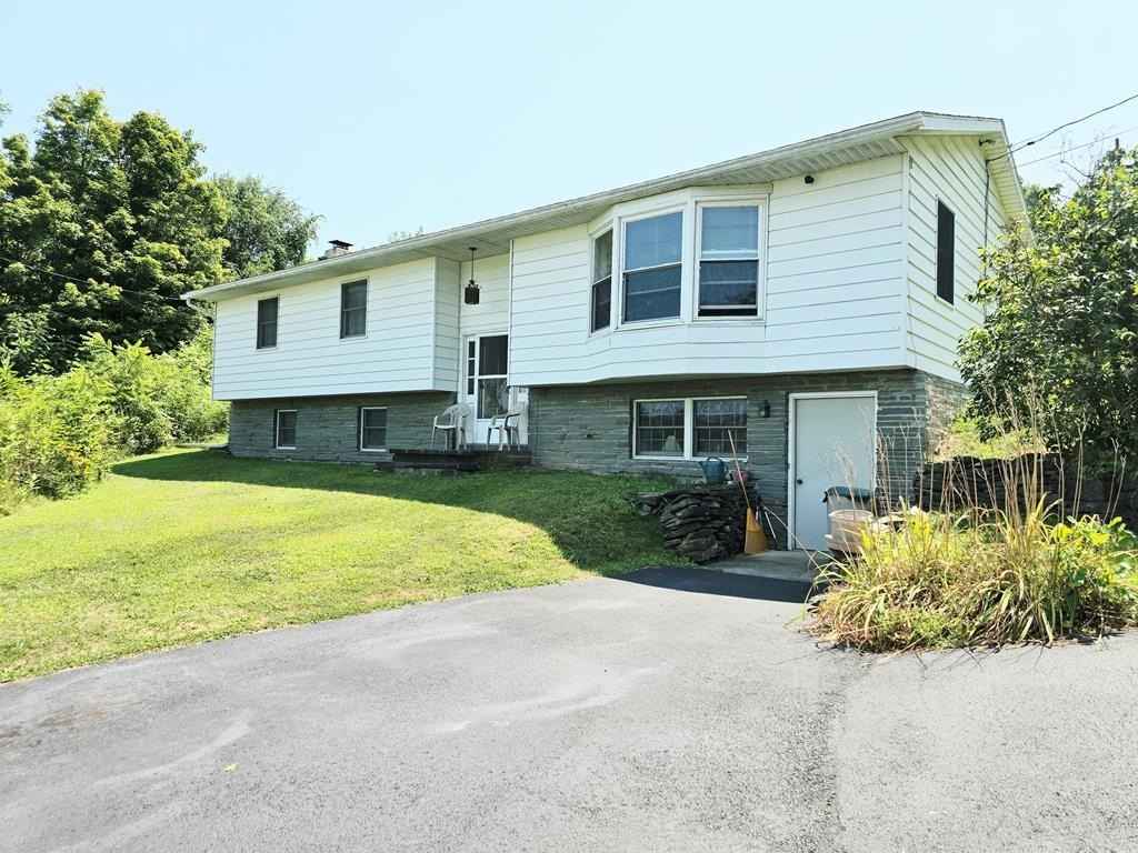 41 Crystal Ln  