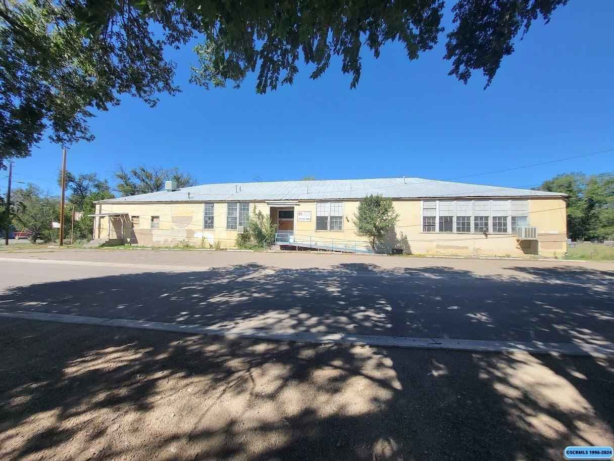 1301 Santa Rita  