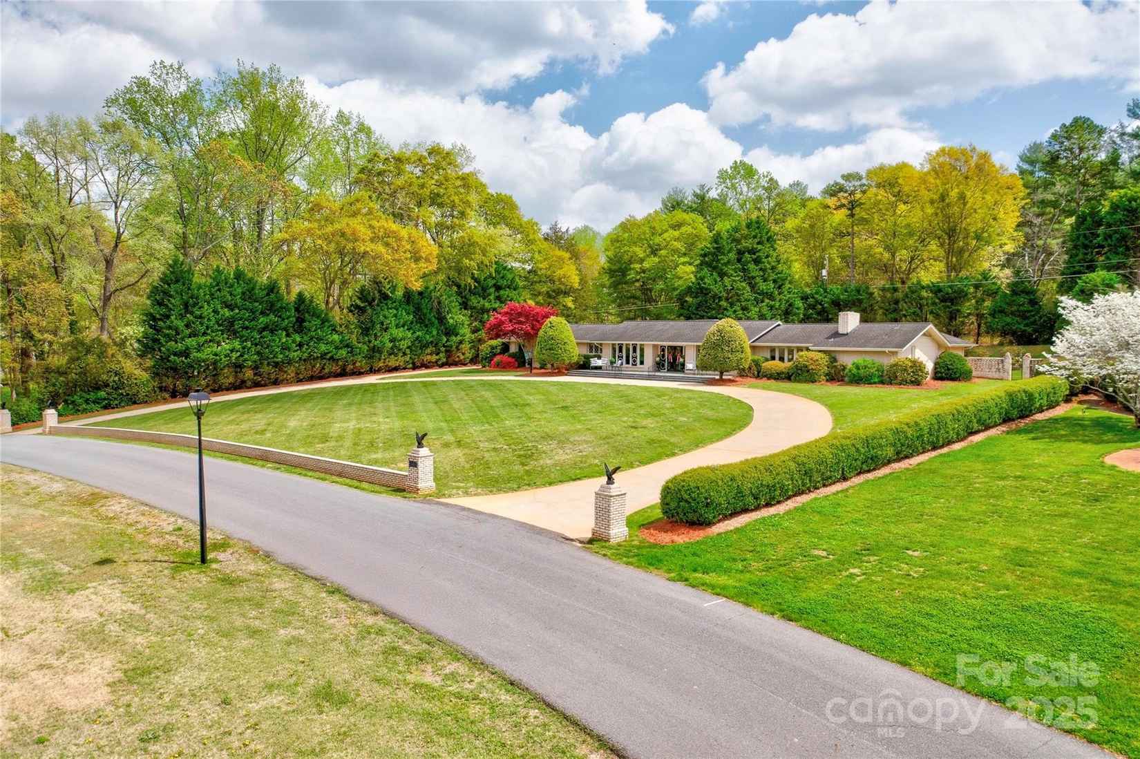 316 Country Clb Acres  