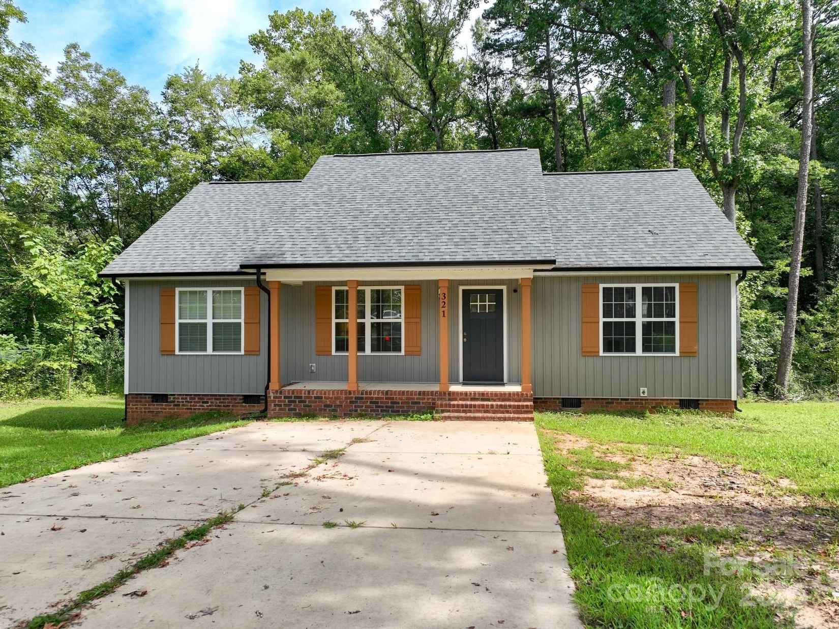 321 E Torbush Dr  