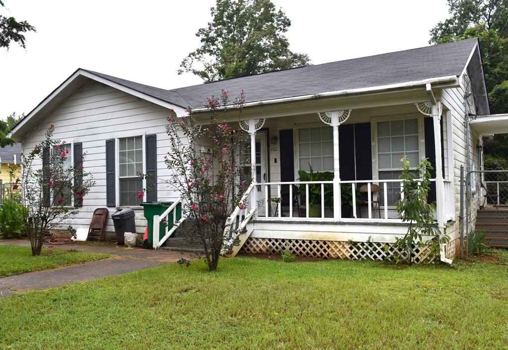 1101 Hickory  