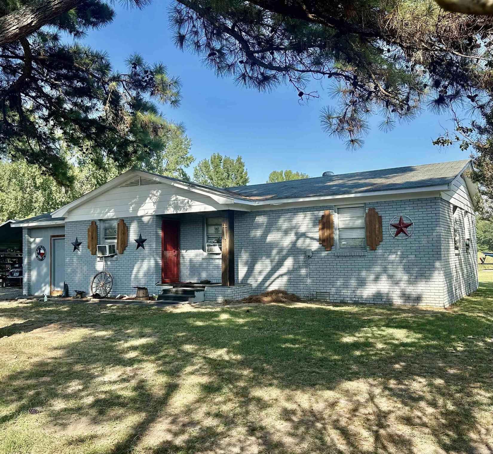 15467 N Highway 31 N  