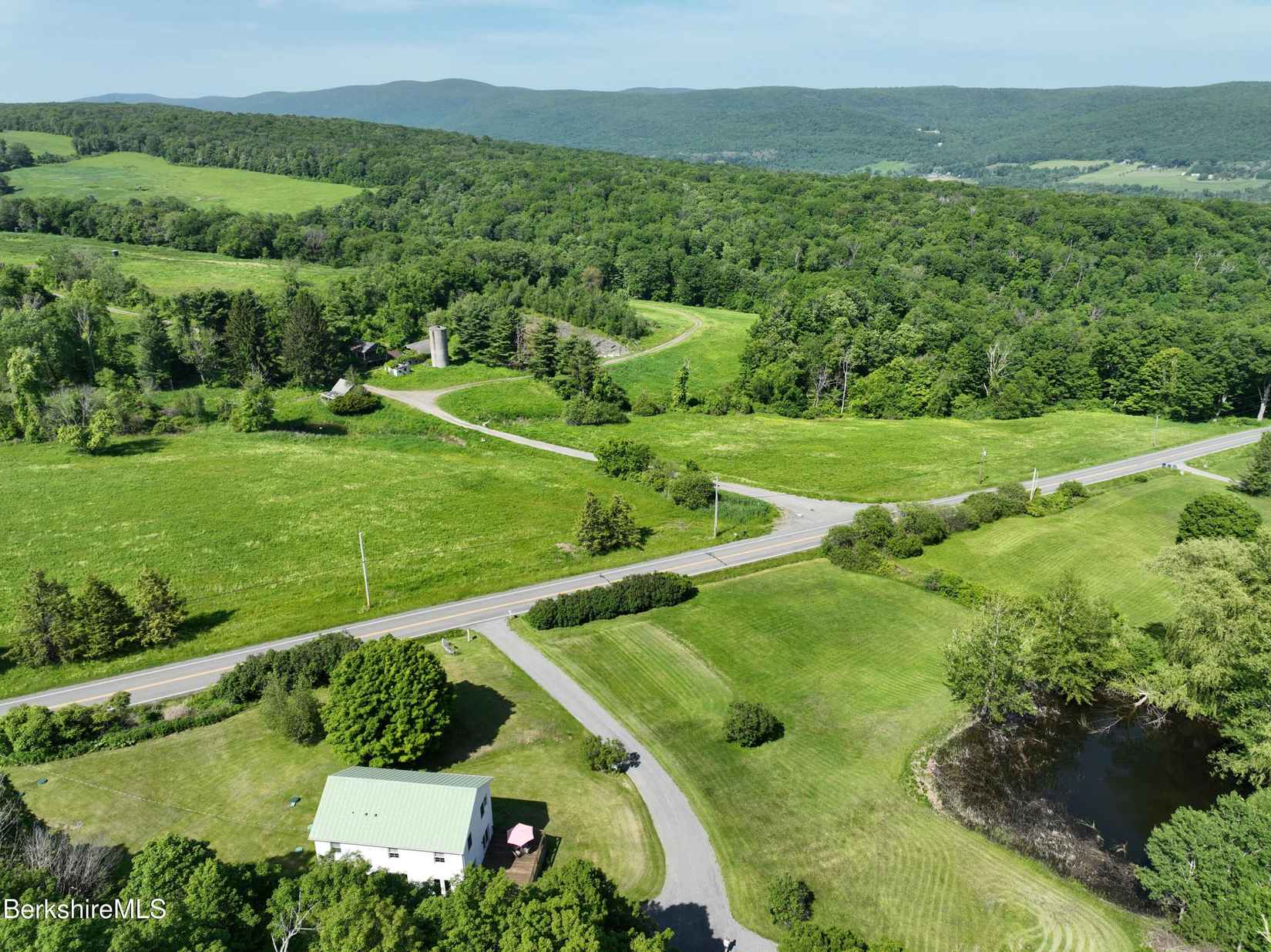 150 Sawchuck Rd  